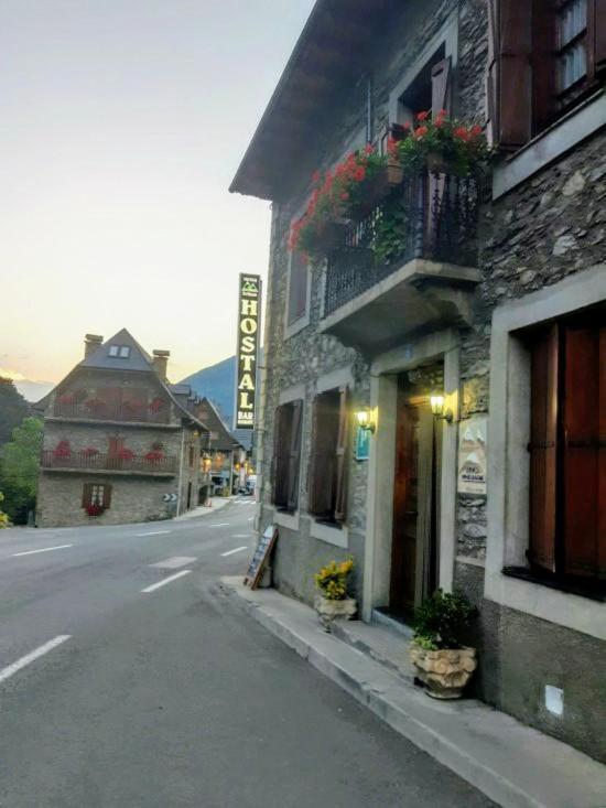 Alojamiento Rural Ostau Era Nheuada Aubert Esterno foto